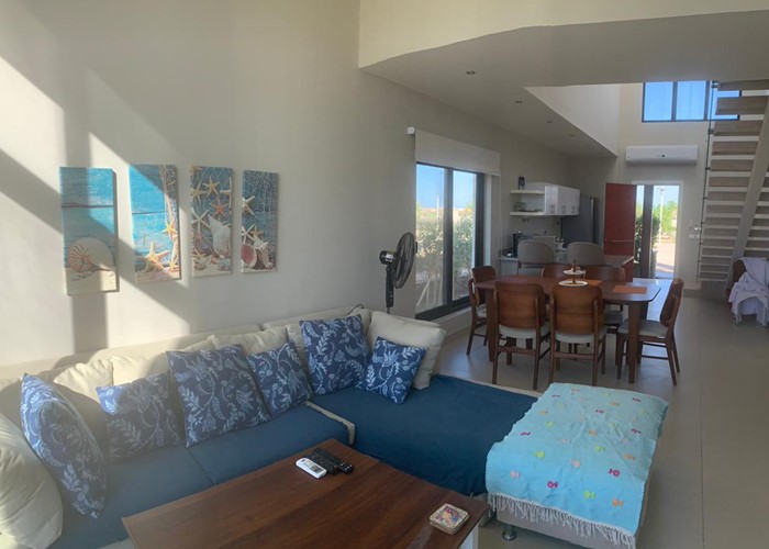 4 BR Villa with lagoon view in Tawila - 10